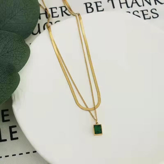 Emeraude Layer Necklace
