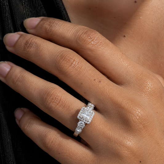 Estelle Halo Ring