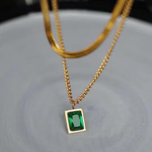 Emeraude Layer Necklace