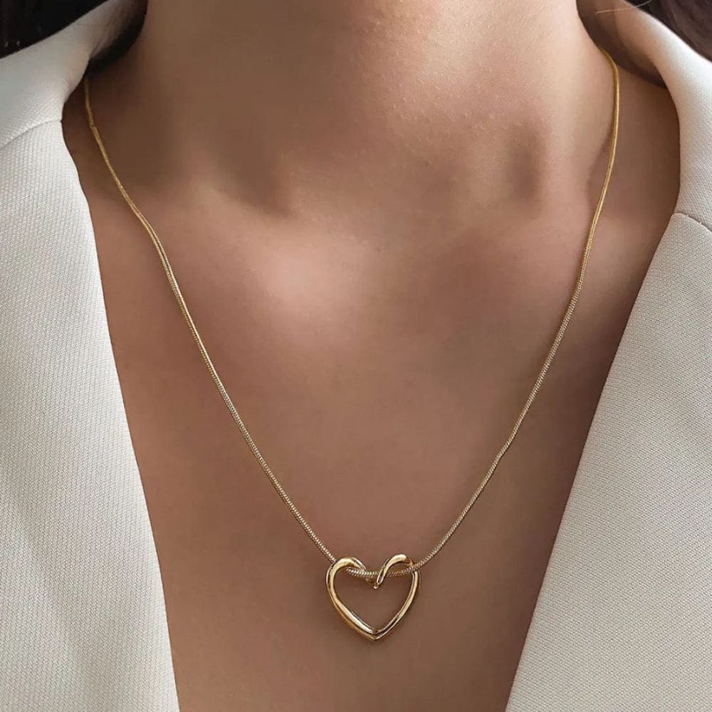 Coeur Libre Necklace